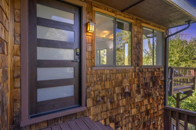 52 Jackson Street, Los Gatos CA: https://media.crmls.org/mediaz/62b6350d-48ad-4420-8a96-d954ca759623.jpg