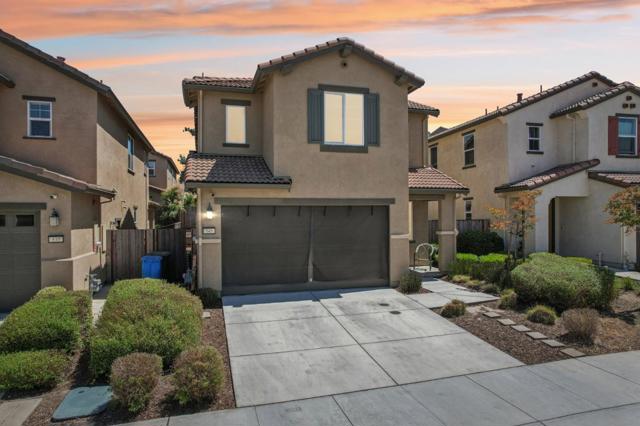 545 Shearwater Street, Hollister CA: https://media.crmls.org/mediaz/62b95fbd-687a-4047-b4f8-f04dc922ba24.jpg