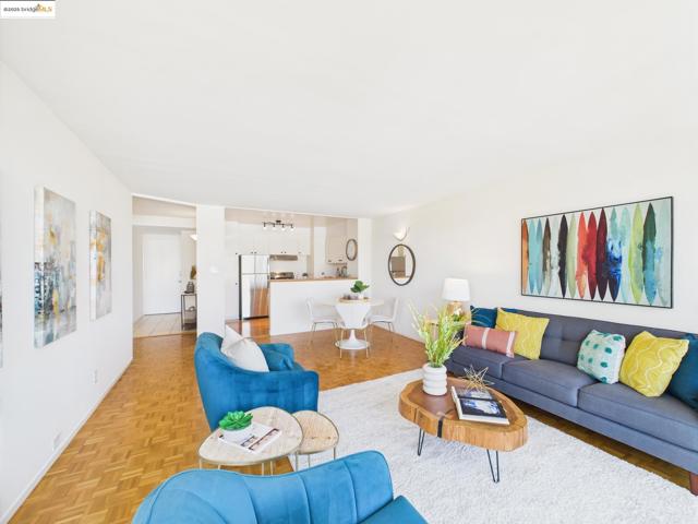 320 Lee St, Oakland CA: https://media.crmls.org/mediaz/62ba4d69-c057-4d02-9fcd-b5f1a22d55f8.jpg