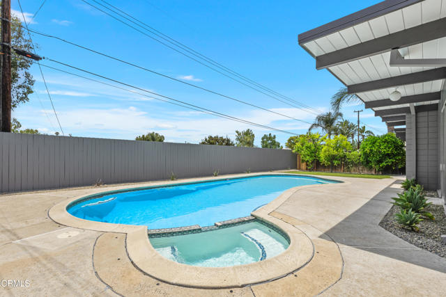 3832 E Casselle Avenue, Orange CA: https://media.crmls.org/mediaz/62ba4e25-5c9a-4ac8-b8fc-56afbf311f6d.jpg