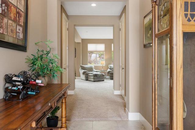 1515 Sunflower Drive, Hollister CA: https://media.crmls.org/mediaz/62ba50f7-10ce-41bf-a7e2-a6c1fea8d98f.jpg