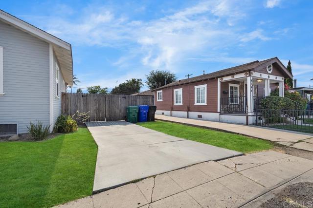 Image 21 of 22 For 4338 33rd Place