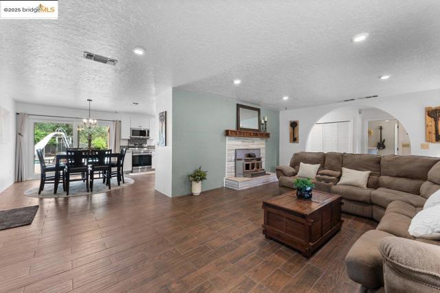Image 14 of 36 For 15086 Vista Knolls