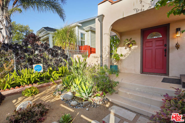 Image 3 for 1334 Angelus Ave, Los Angeles, CA 90026