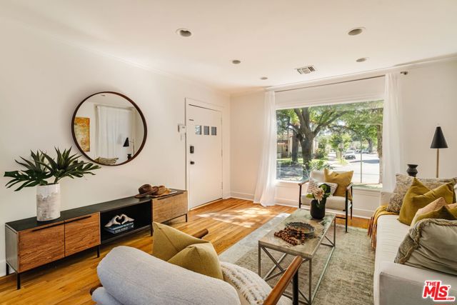3735 Edenhurst Avenue, Los Angeles CA: https://media.crmls.org/mediaz/62bc812f-044f-4657-b05b-950974397a92.jpg