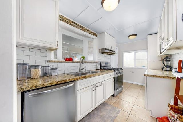 Image 12 of 28 For 2326 32nd Street