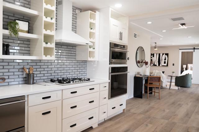 Detail Gallery Image 9 of 23 For 2560 Aaron Ct, San Diego,  CA 92105 - 3 Beds | 2/1 Baths