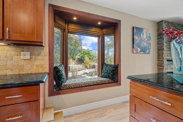 51 Saint Ramon Court, Danville CA: https://media.crmls.org/mediaz/62bf282c-560b-4352-8a75-e5c07b9dbaf8.jpg