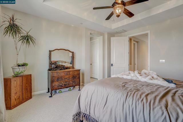 1808 Palacio Dr, Pittsburg CA: https://media.crmls.org/mediaz/62c07485-3f94-44bf-9940-5fcdde9c708a.jpg