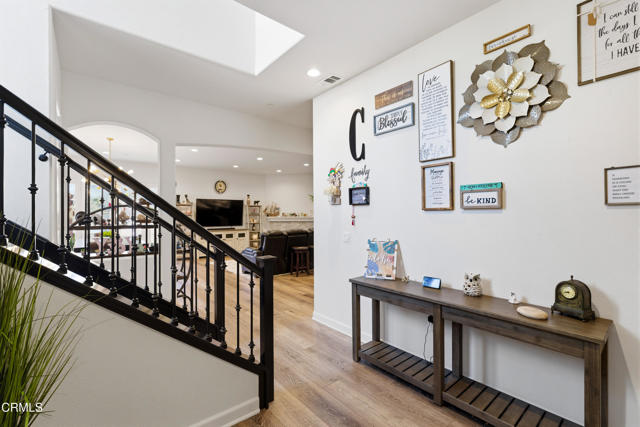 Detail Gallery Image 4 of 42 For 2406 Nicklaus St, Oxnard,  CA 93036 - 4 Beds | 2/1 Baths