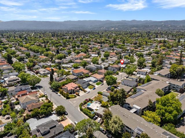 18844 Arata Way, Cupertino CA: https://media.crmls.org/mediaz/62c1ac26-e480-4050-b941-f5837abf2720.jpg