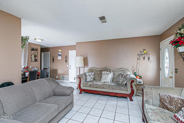 105 Julia Drive, Guadalupe CA: https://media.crmls.org/mediaz/62c1c593-cd66-40cc-a5b2-fa40d3892e30.jpg