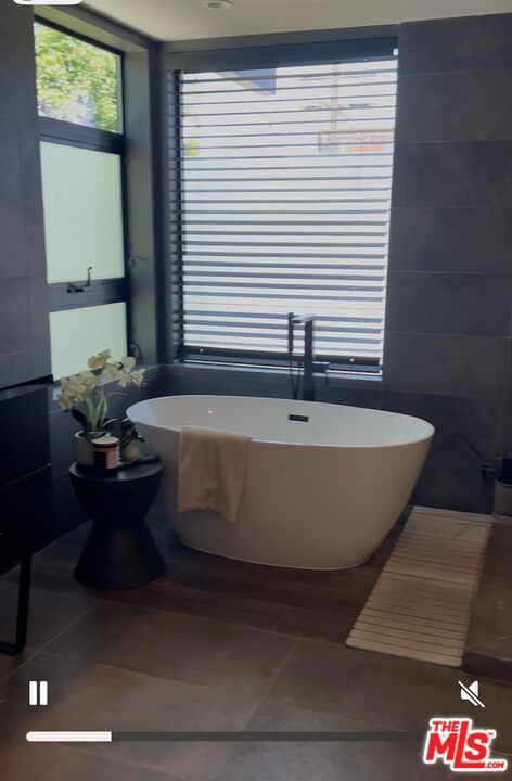 3608 Schaefer, Culver City CA: https://media.crmls.org/mediaz/62c2b718-f39c-4902-8a78-6edeba05b9cf.jpg