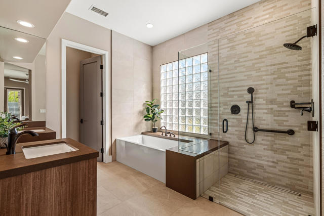 3 Monet Court, Rancho Mirage, CA 92270