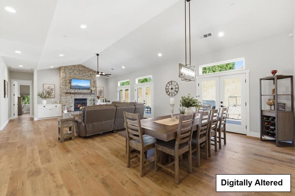 https://media.crmls.org/mediaz/62c4c4a2-d720-49f8-9b82-94f1b1d53e8f.jpg?preset=X-Large
