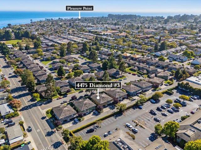 4475 Diamond Street, Capitola CA: https://media.crmls.org/mediaz/62c4d55e-755d-4c9d-8b0b-31f4b480feac.jpg