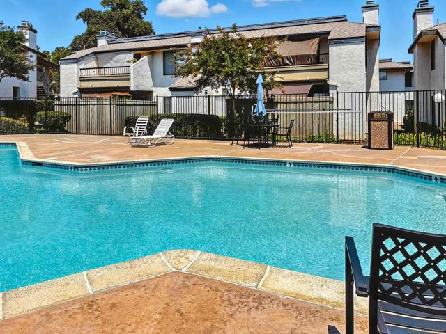 450 W W Vermont Ave, Escondido CA: https://media.crmls.org/mediaz/62c50258-cd7f-45e4-9c5e-39920a3031f7.jpg