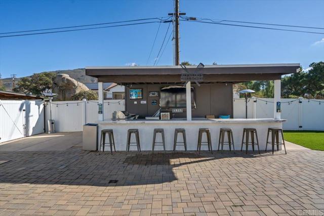 Image 49 of 74 For 3029 Victoria Drive