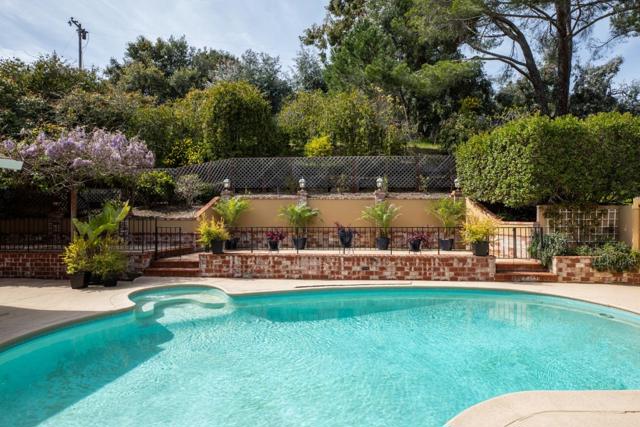 252 Raymundo Drive, Woodside CA: https://media.crmls.org/mediaz/62c7748b-045b-4188-92a2-2e5b003737c1.jpg
