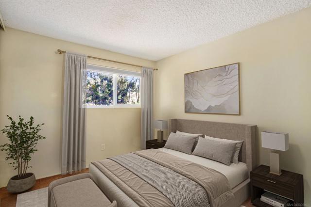 8067 Camino Kiosco, San Diego CA: https://media.crmls.org/mediaz/62c7d331-87d1-421e-b69e-7437412eed79.jpg