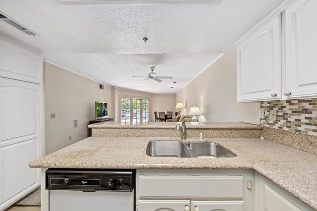 500 E Amado Road, Palm Springs CA: https://media.crmls.org/mediaz/62c7d7e7-80b5-4807-bdbc-b6dd332f842f.jpg