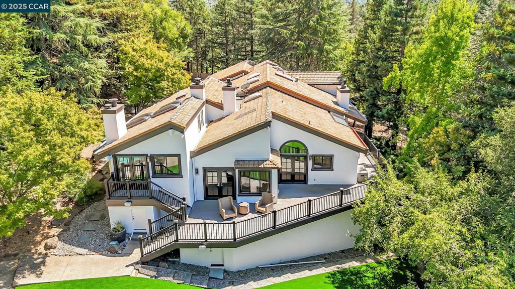 1108 Howard Hills Rd