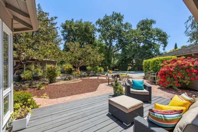 4061 Manzana Lane, Palo Alto CA: https://media.crmls.org/mediaz/62c88be4-a317-4d4e-a1fe-1be30e15191d.jpg