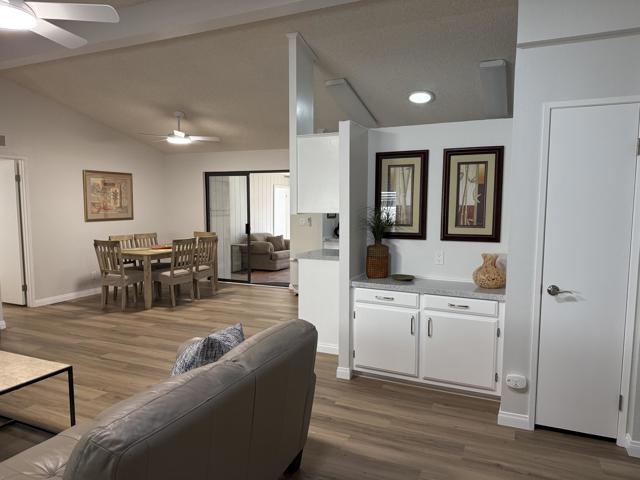 73240 Adobe Springs Drive, Palm Desert CA: https://media.crmls.org/mediaz/62c8fdb1-0e60-4991-83ba-4a93f9c2764f.jpg