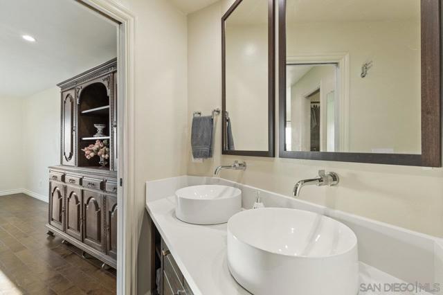 2244 2nd Avenue, San Diego CA: https://media.crmls.org/mediaz/62c91458-5885-4255-b715-146407fe80ff.jpg