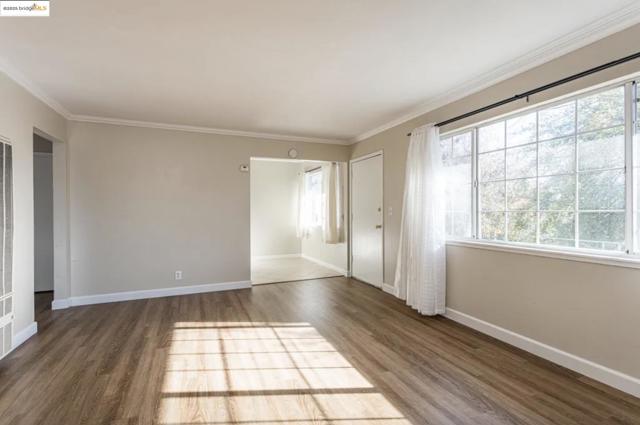 1298 63rd St, Emeryville CA: https://media.crmls.org/mediaz/62c98359-3697-406b-9280-bba67e153a5c.jpg