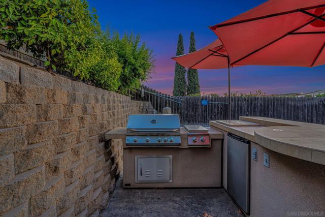 13573 Paseo Del Mar, El Cajon CA: https://media.crmls.org/mediaz/62ca8897-a8ba-42f3-b947-3fa548c65b68.jpg