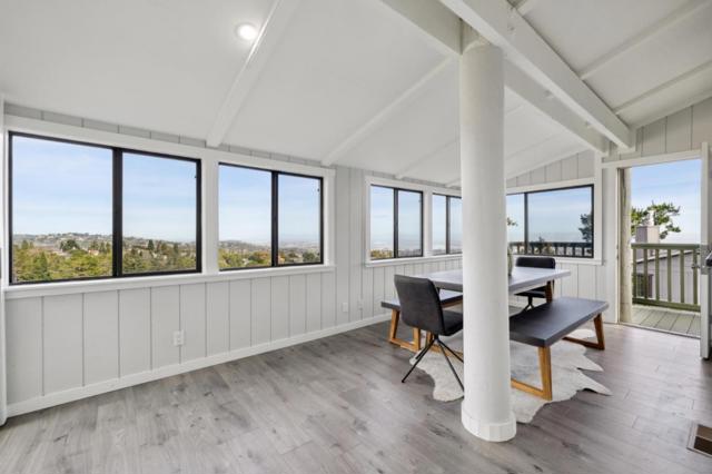 560 California Way, Woodside CA: https://media.crmls.org/mediaz/62caa05e-0cb5-42df-951a-f6042a27cbdc.jpg