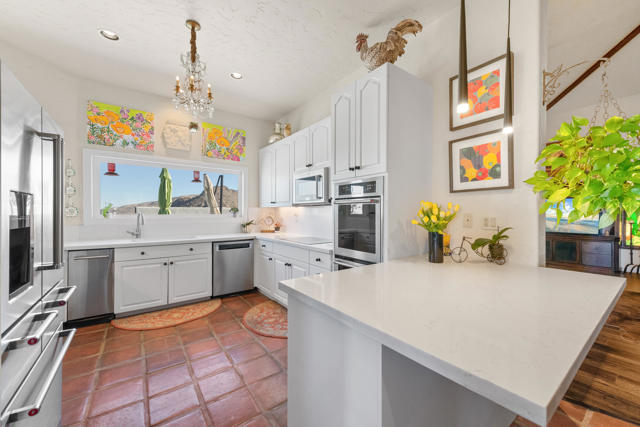 Image 16 of 62 For 56375 Bighorn Drive