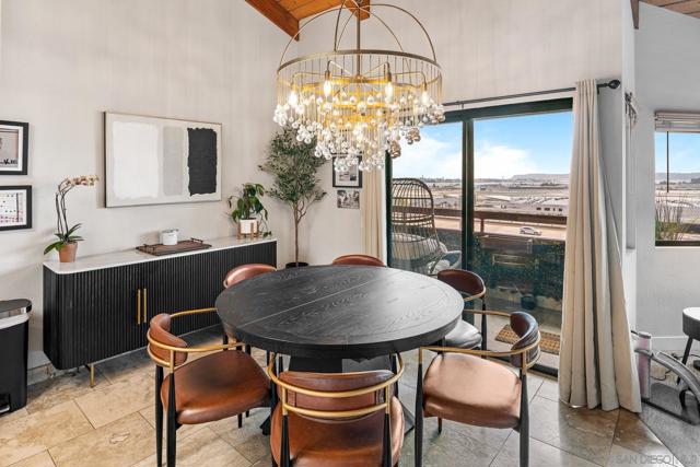 3460 Columbia St, San Diego CA: https://media.crmls.org/mediaz/62cb308f-1e30-4492-9f27-7ee1fd5031cc.jpg