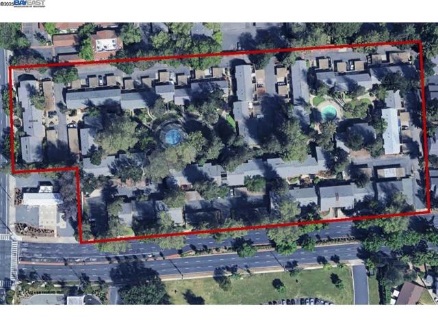 810 Oak Grove Rd, Concord CA: https://media.crmls.org/mediaz/62cc0068-6d78-4d47-b0f7-65754a998af7.jpg