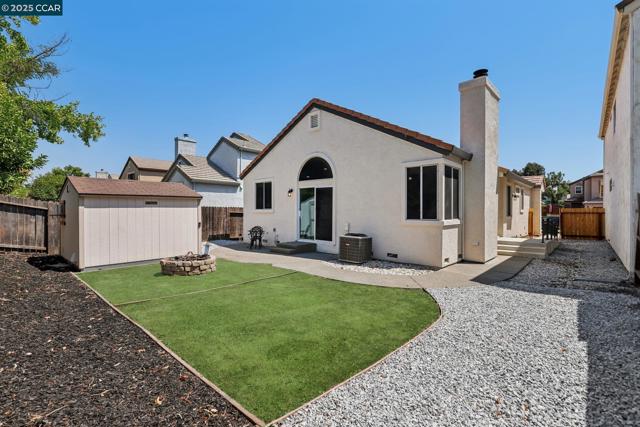 868 Clifton Way, Vacaville CA: https://media.crmls.org/mediaz/62cc24aa-04d5-4830-8839-e9b8310311c8.jpg