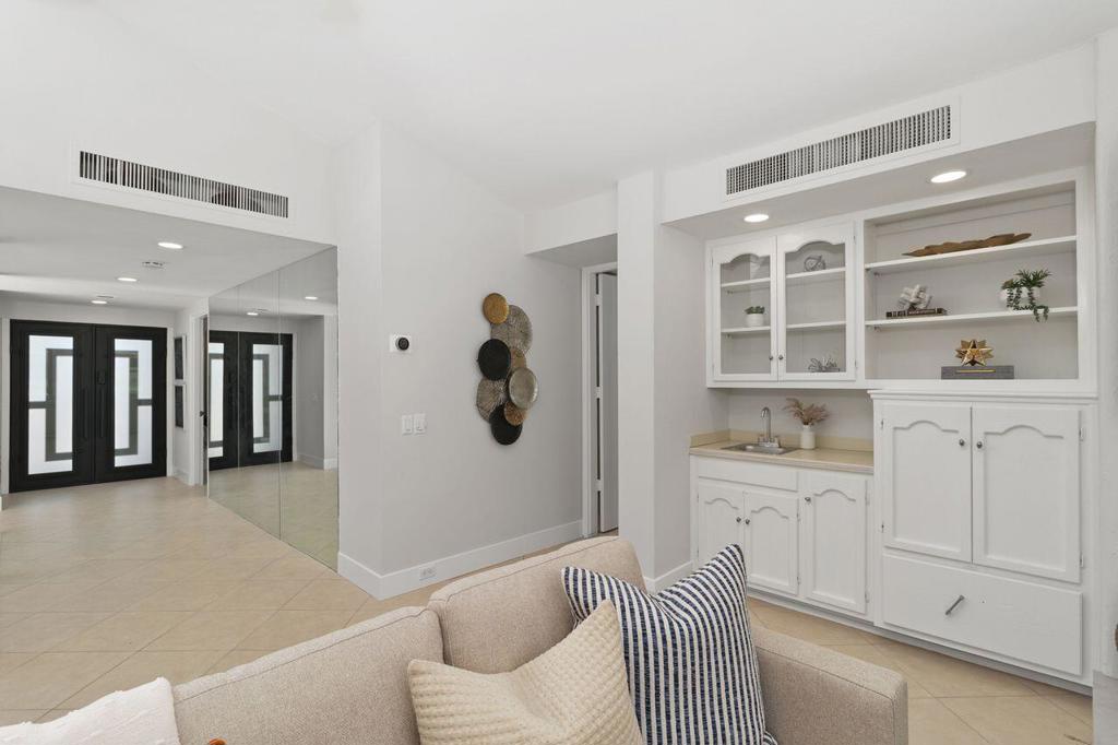 MLS #219138644DA image #9