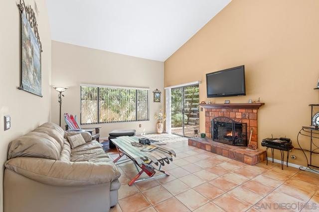 Image 35 of 54 For 1709 Larkhaven Glen