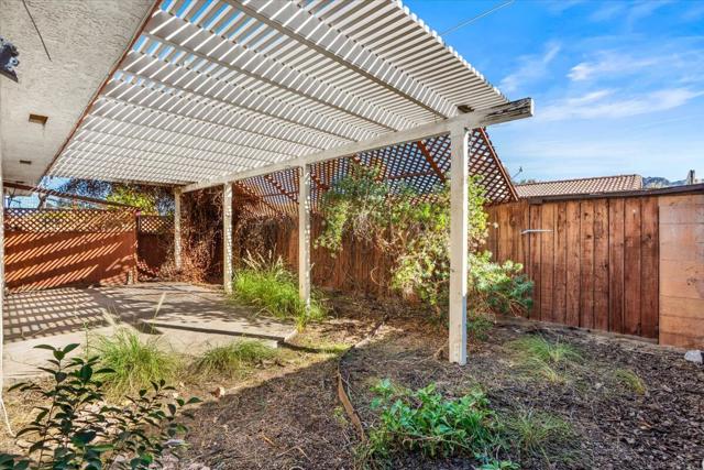 54180 Avenida Cortez, La Quinta CA: https://media.crmls.org/mediaz/62cdb3ef-c311-4ebf-92c9-df47da918bfa.jpg