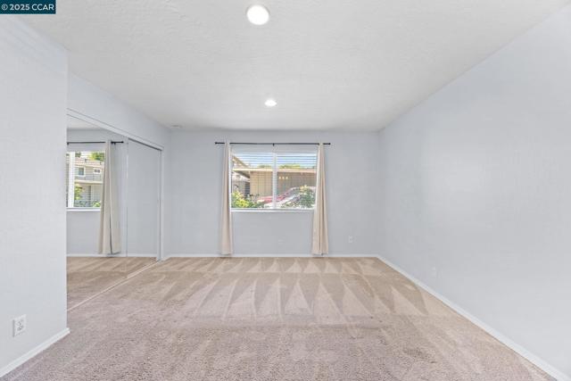 2749 Fountainhead Dr, San Ramon CA: https://media.crmls.org/mediaz/62ceb30c-8187-47a7-a65d-05e5ab2b3dbf.jpg