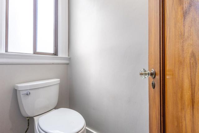 806810 Union Street, San Francisco CA: https://media.crmls.org/mediaz/62ceb5a2-e5a7-4078-9201-f9d1649a7f77.jpg