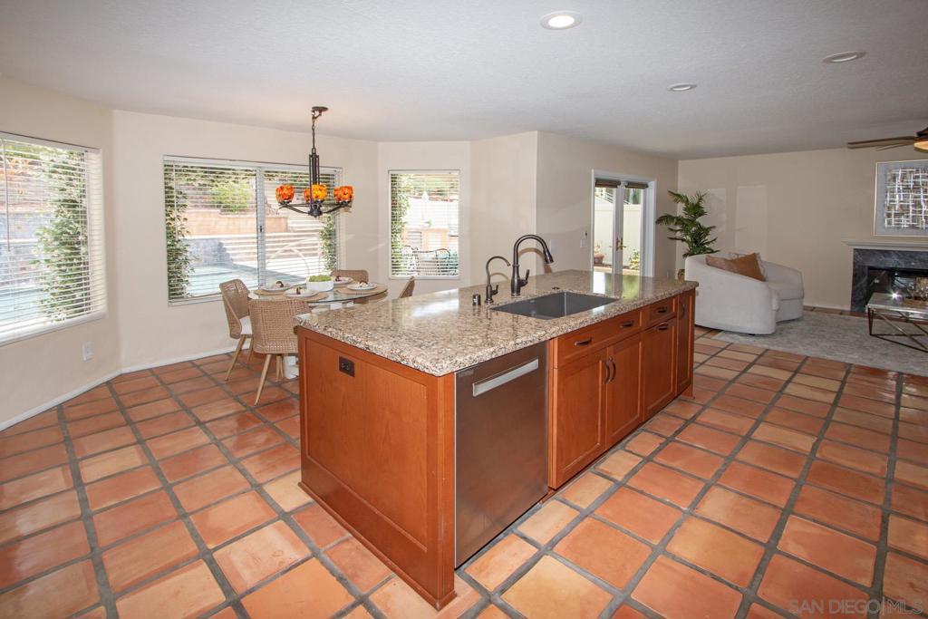 14371 Silver Heights - photo 7