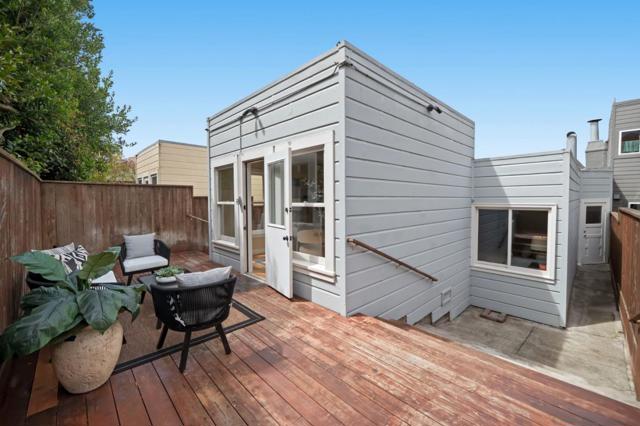 154 Stanyan Street, San Francisco CA: https://media.crmls.org/mediaz/62d10f74-056b-49b1-954e-66d360be27d4.jpg