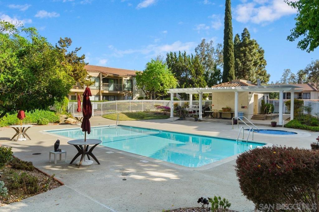 12575 Oaks North Dr - photo 17