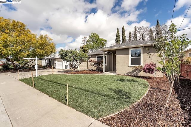 338 Orchard Ave, Sunnyvale CA: https://media.crmls.org/mediaz/62d2df06-290f-4aff-b8a4-fe9c9f3f544d.jpg