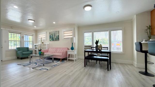 10923 Foothill Boulevard, Oakland CA: https://media.crmls.org/mediaz/62d410e4-23ae-4ff7-9df9-ce5eb2e9f2c6.jpg