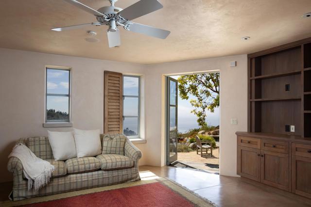 3200 Red Wolf Drive, Carmel CA: https://media.crmls.org/mediaz/62d455b9-40cd-4cd7-9f74-60b457ff2fe6.jpg