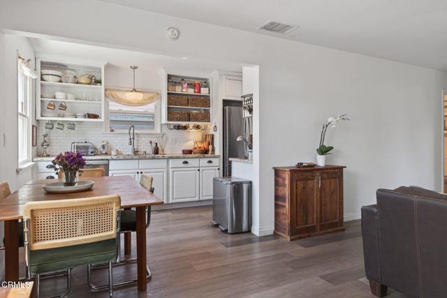 Detail Gallery Image 8 of 33 For 310 N Fulton St, Ojai,  CA 93023 - 4 Beds | 2 Baths