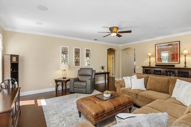 2520 Filmott, Escondido CA: https://media.crmls.org/mediaz/62d58057-e42a-4260-b748-1e4abbf76b71.jpg