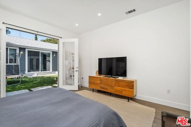 4139 Camero Avenue, Los Angeles CA: https://media.crmls.org/mediaz/62d5b90e-0f39-45fb-90bc-60b44aeea920.jpg